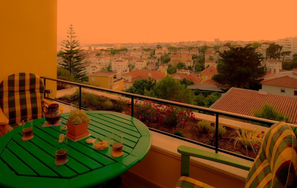 Dolce Vita Guesthouse Estoril Exteriör bild